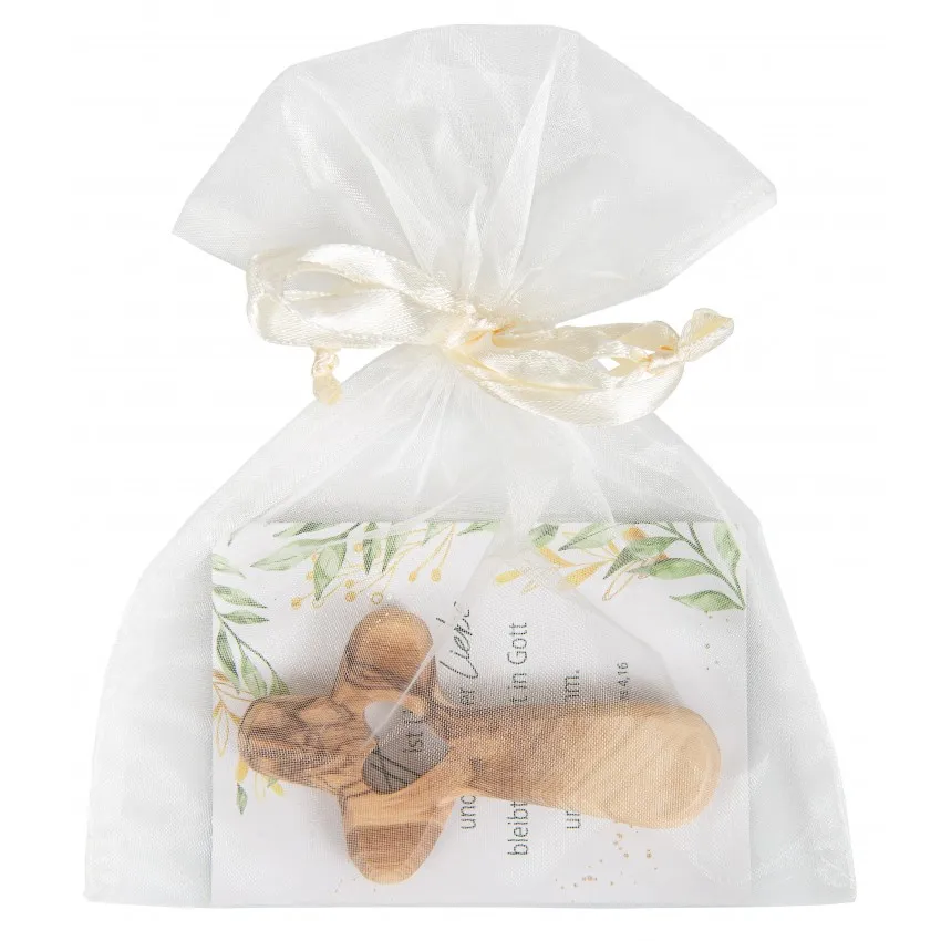 Petite croix avec coeur en bois d'olivier